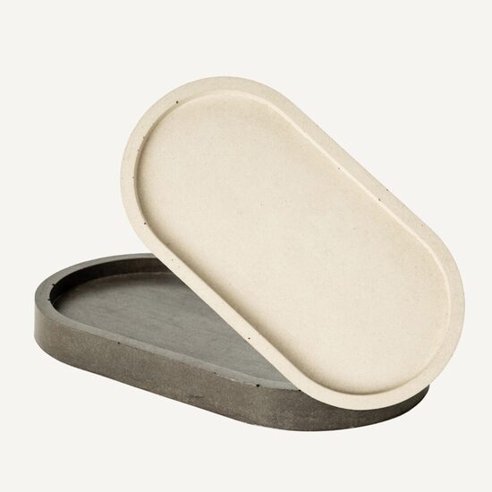 Paliktnis “Ovālā līnija”